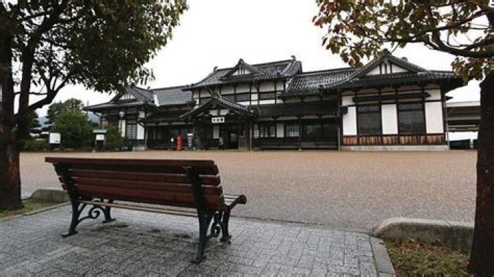 出雲大社前駅：参拝の入口になるローカル駅、行き方と歩き方ガイド