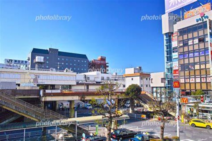 JR津田沼駅周辺の夜の飲食街のイメージ