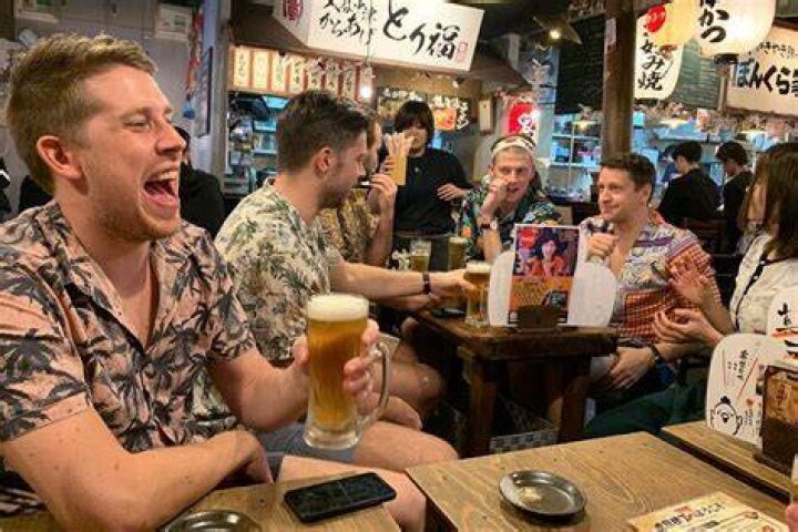 富山のニューハーフシーンを深掘り：バー、美容、コミュニティの今